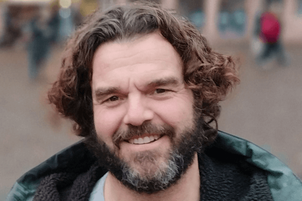 Voorzitter Warner
